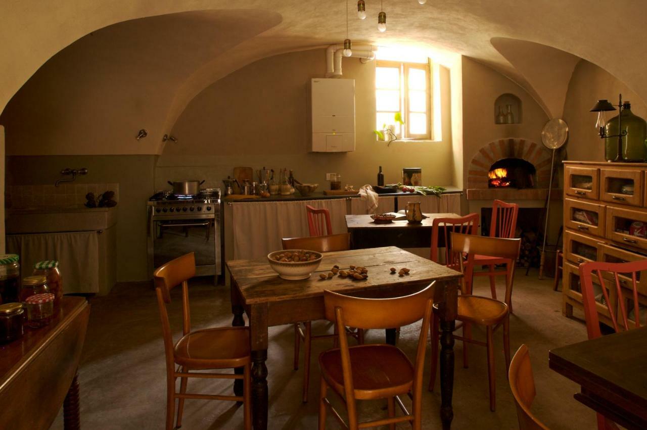 Bed and Breakfast Via Col Tempo Pigna Exterior foto